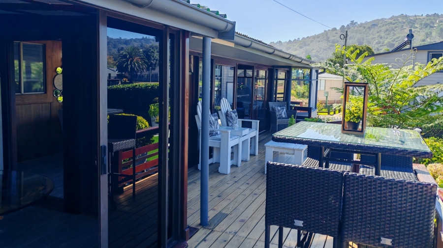 3 Bedroom Property for Sale in Groot Brakrivier Central Western Cape